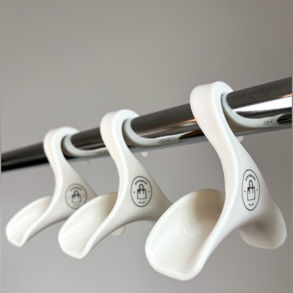3pk Handbag Hanger Sturdy Acrylic Closet Organizer Purse Storage Hook in White - Picture 9 of 10